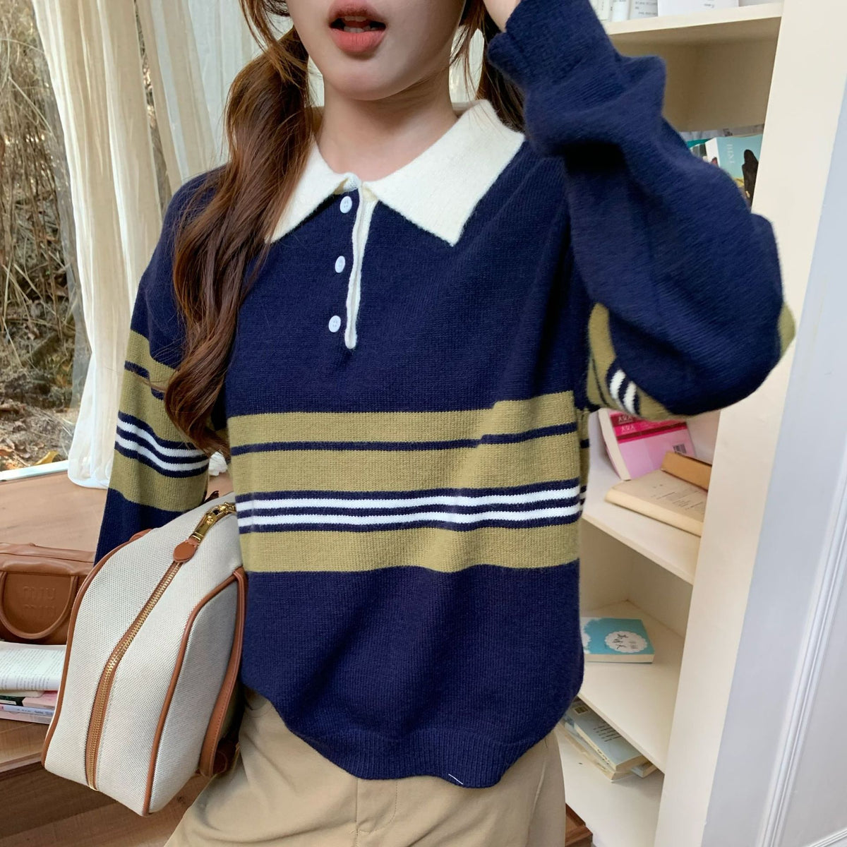 Relaxed Fit Turn-Down Collar Knit Pullover Sweater