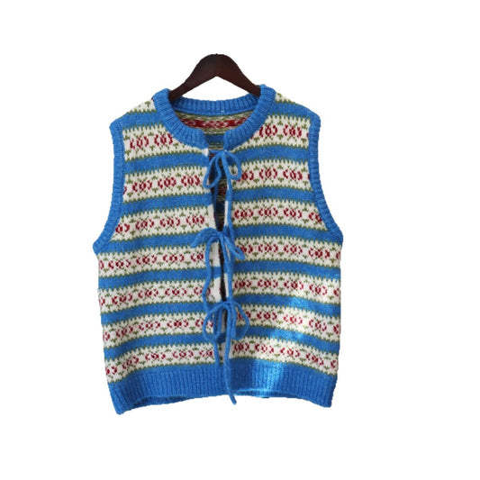 Strap up sleeveless sweater vest