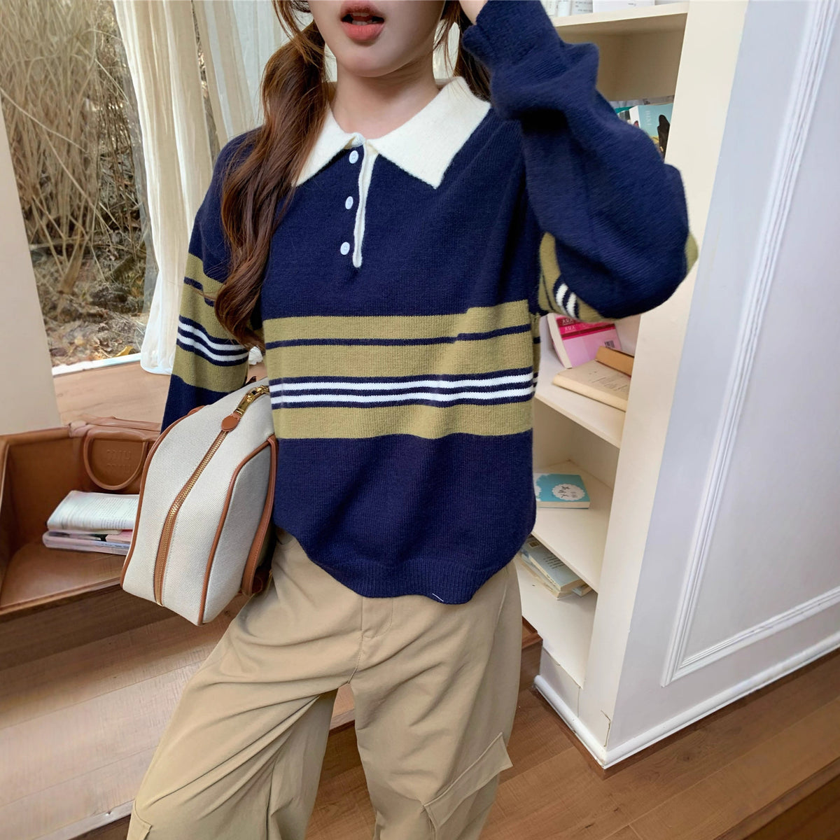 Relaxed Fit Turn-Down Collar Knit Pullover Sweater